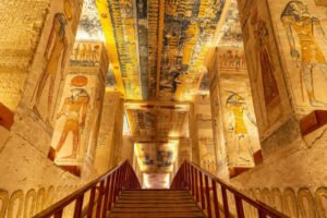 2-day private tour to Luxor in a VIP vehicle (Karnak and Valley of the Kings)