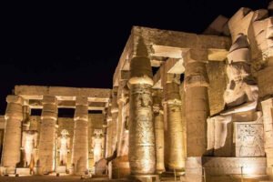 From Marsa Alam: Small-Group Minivan Day Trip to Luxor (Karnak & Valley of the Kings)